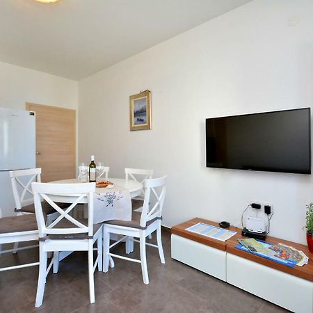 m&m Apartment Podstrana Ngoại thất bức ảnh